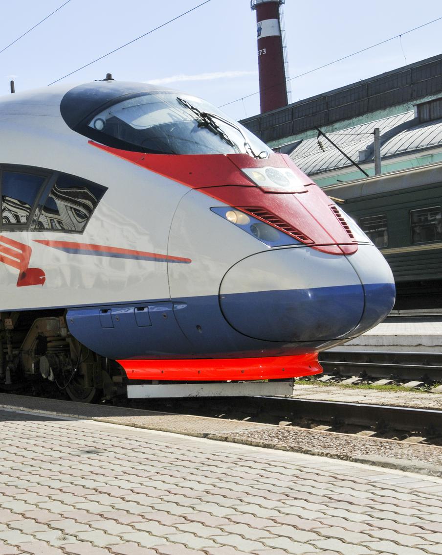 Железнодорожное движение было частично восстановлено в Ростовской области после падения украинского дрона