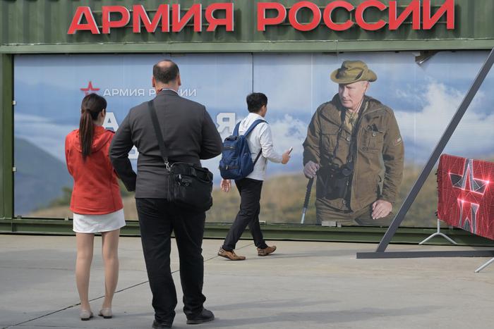 Организаторы подмосковного форума "Армия-2025" сообщили о переносе мероприятия на более поздний срок