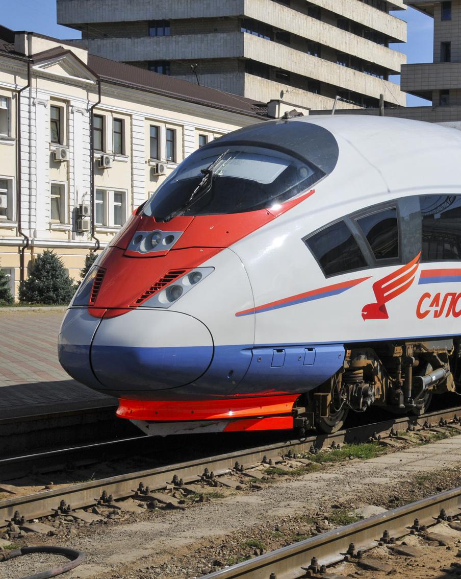 Из-за атаки украинских дронов в Ростовской области фиксируются массовые задержки пассажирских поездов