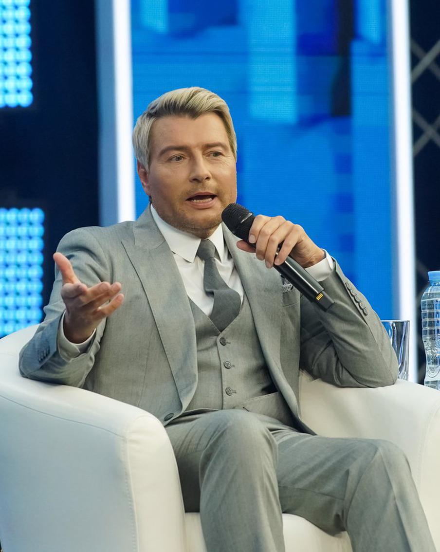 На Украине объявили в розыск народного артиста России Николая Баскова