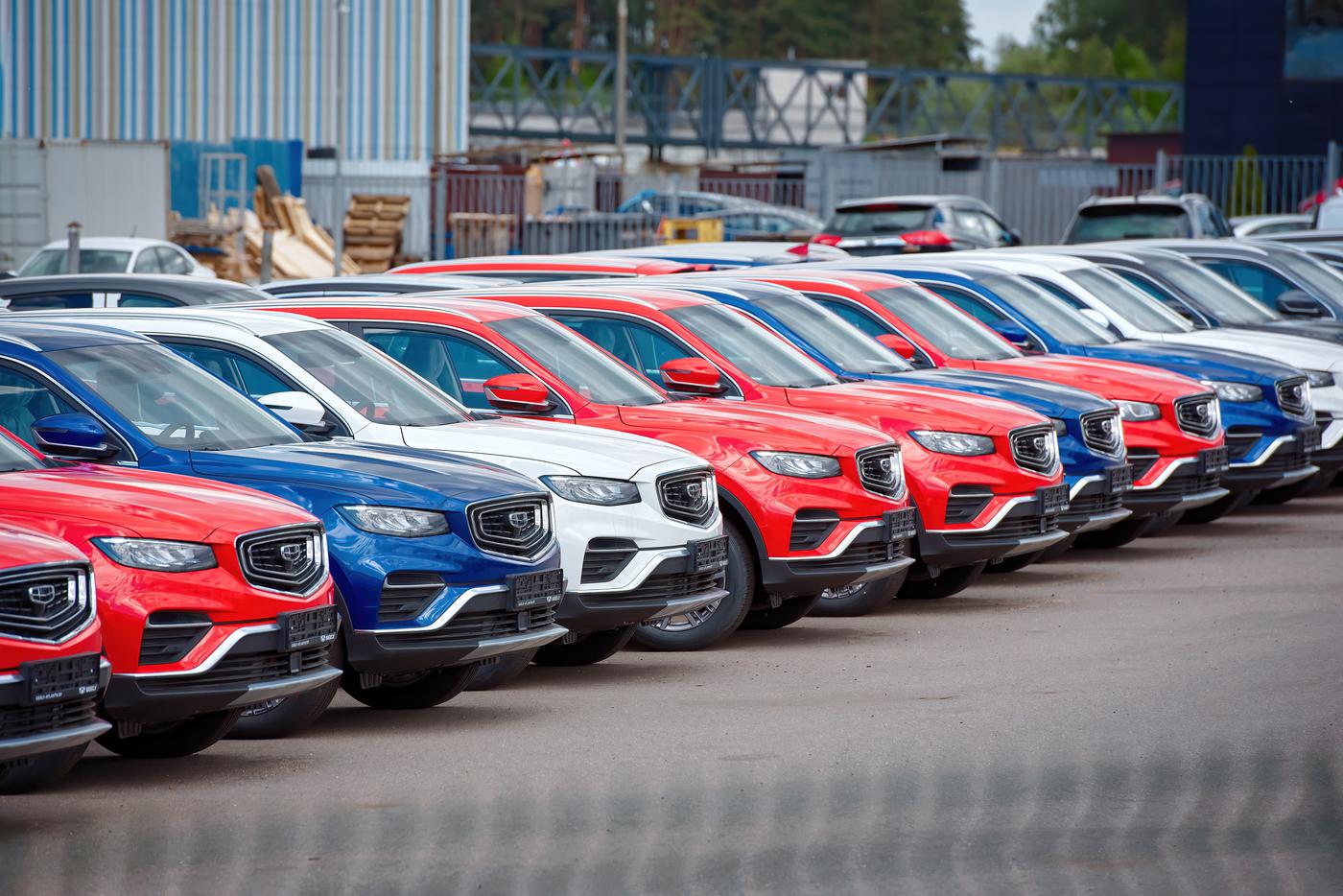 Российские автовладельцы массово переключились с немецкого на китайский автопром