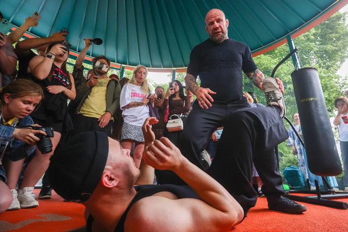 Джефф Монсон научил москвичей биться и бороться