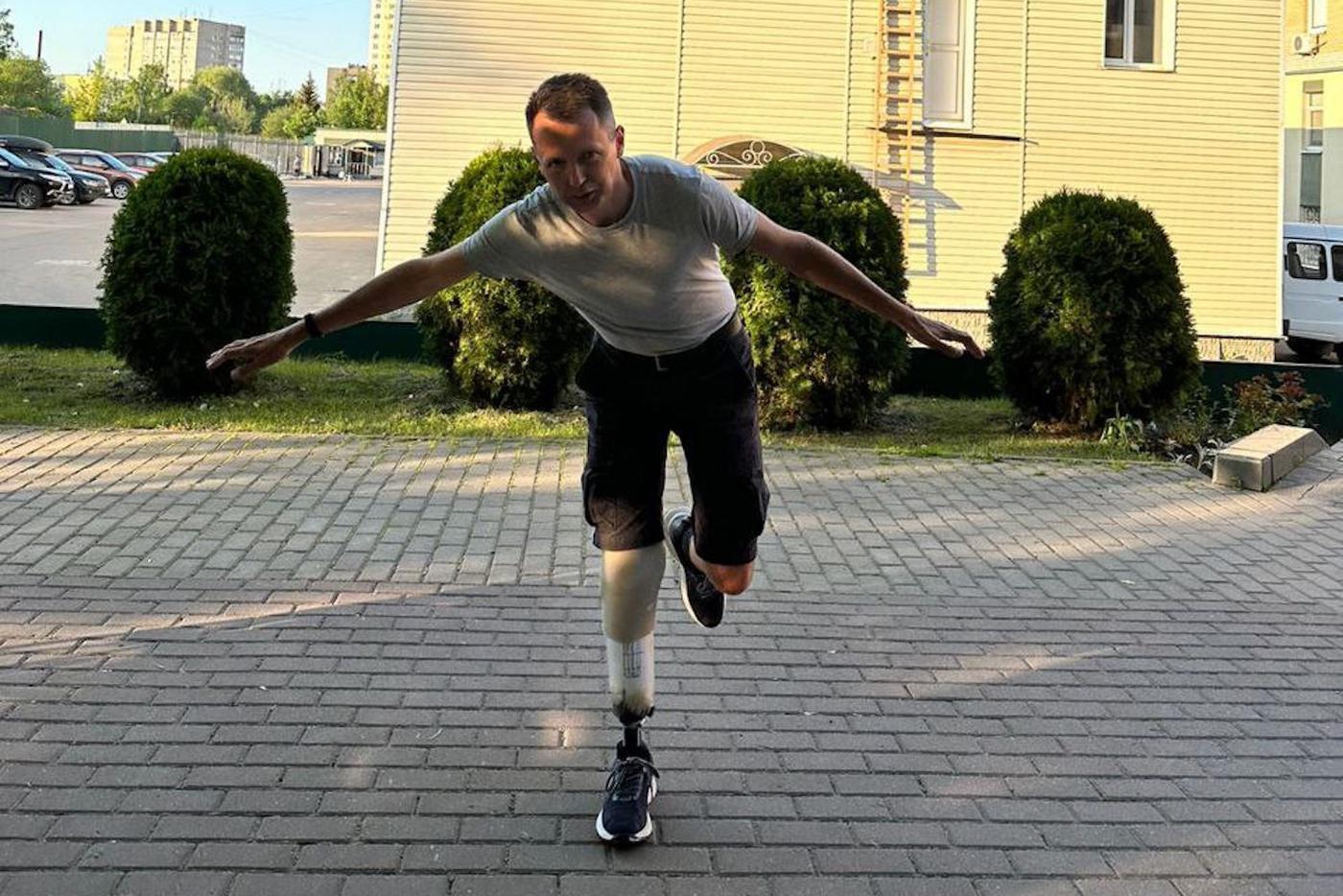 Полз по лесу без одной ноги: как выжил москвич Юрий Куцый после подрыва на мине