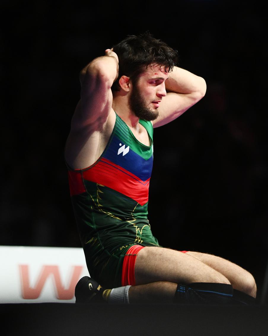 Российские вольники победили американцев в драматичной борьбе