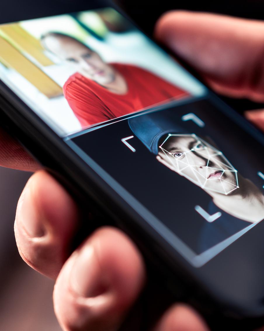 Как дипфейк маскируется под начальника и ворует миллионы у компаний и частных лиц