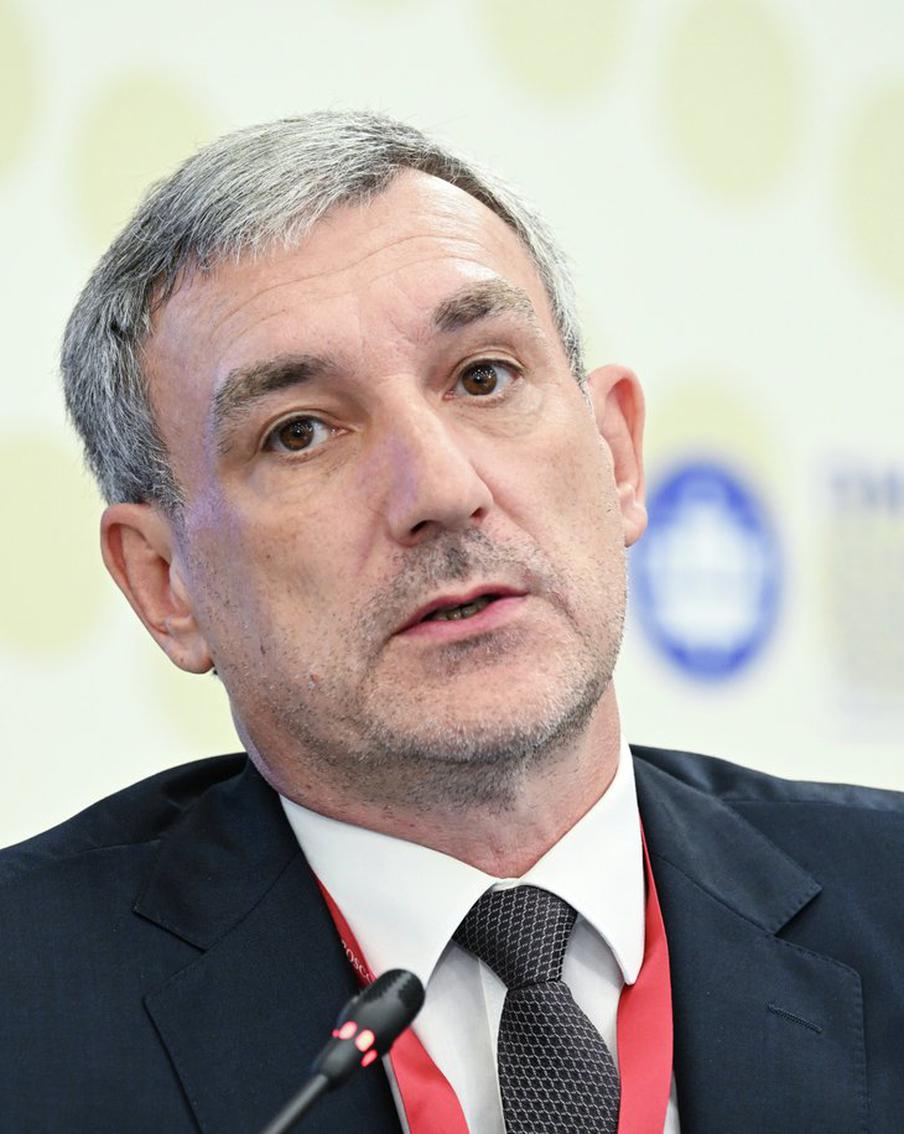 МЧС открыло горячую линию для родных пассажиров Ан-24