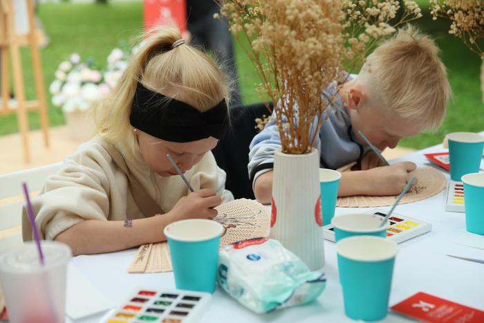 Как проект "Лето в Москве" помогает детским центрам в несезон