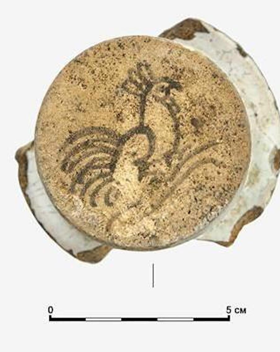 Уникальную бьюти-находку обнаружили археологи на раскопках неподалёку от Арбата
