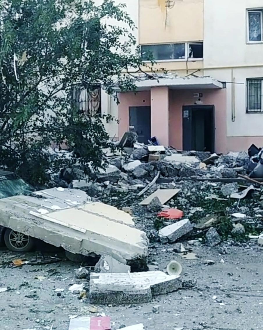 Взрыв в жилом доме в Саратове: спасатели продолжают разбор завалов