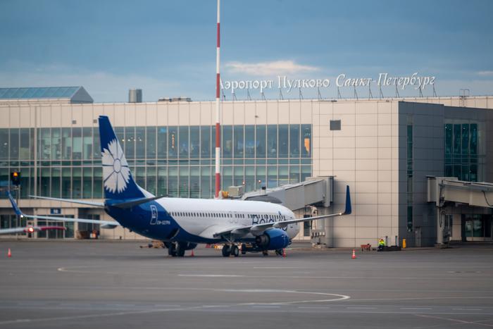 В "Пулково" из-за атаки украинских дронов задерживаются более сотни пассажирских рейсов