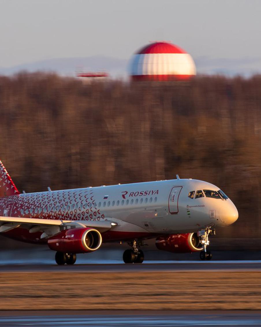В аэропорту "Пулково" были полностью отменены действовавшие в авиагавани ограничения на полёты