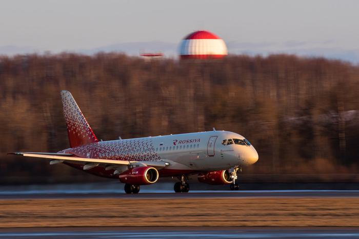 В аэропорту "Пулково" были полностью отменены действовавшие в авиагавани ограничения на полёты