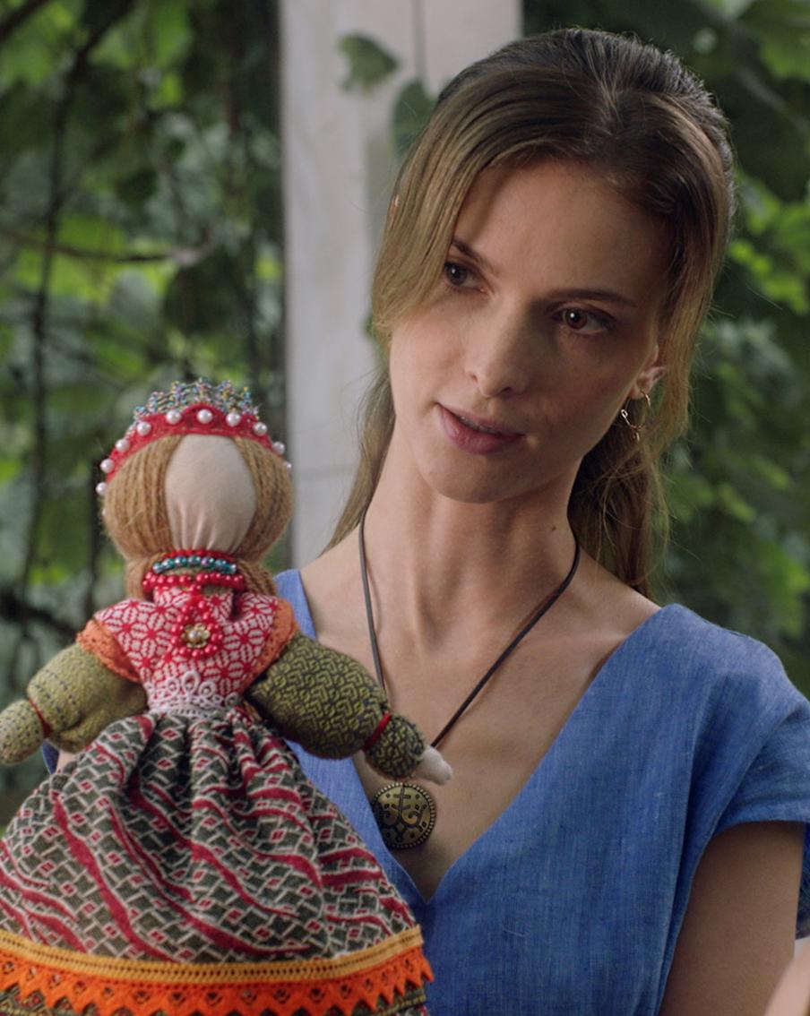 "Это не кукла, это ты и есть": как славянская кукла-мотанка стала героиней нового кино