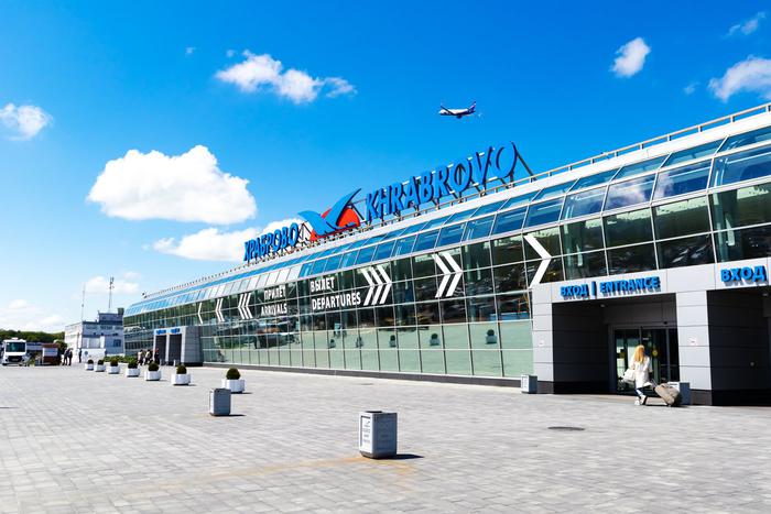 В калининградском аэропорту "Храброво" задерживаются более 50 пассажирских рейсов