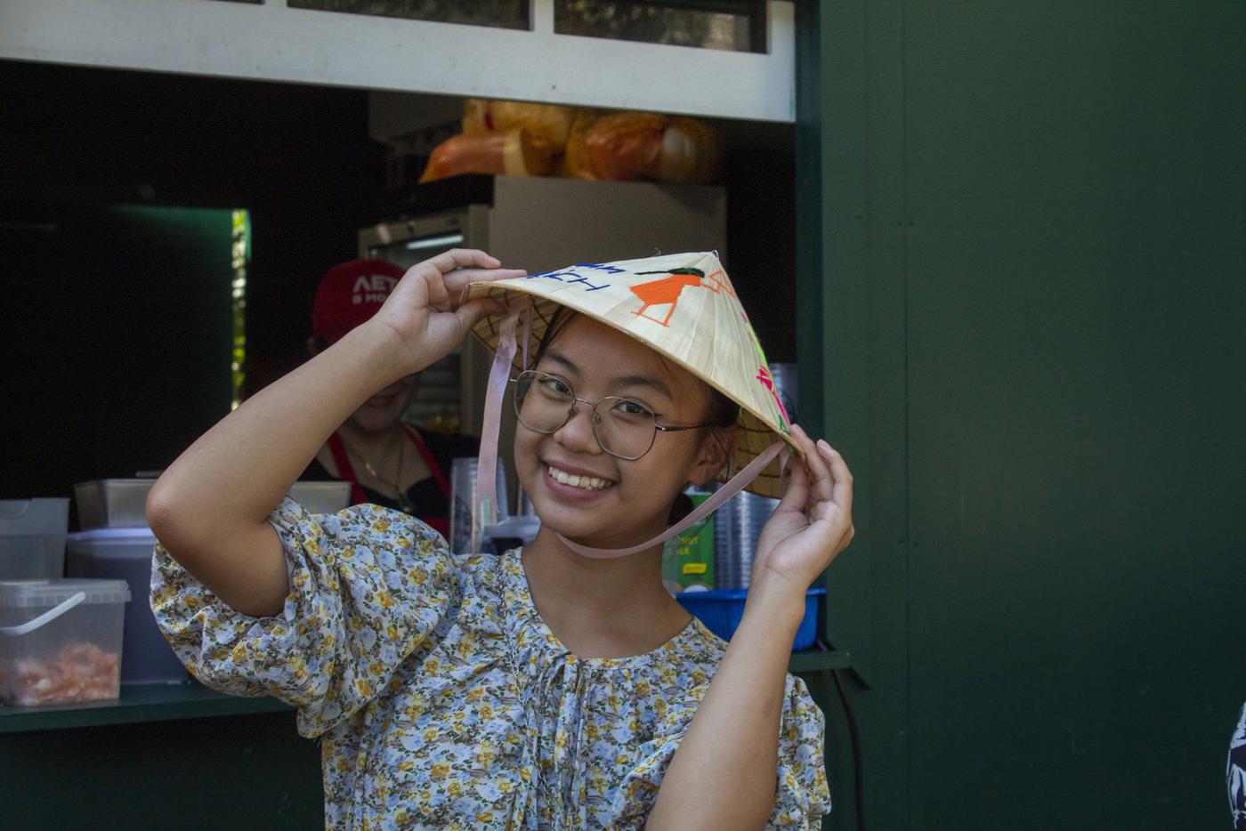 Традиционные шляпы плетутся из пальмового полотна.