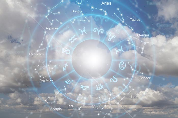Гороскоп на август-2025: полнолуние в Водолее и время перемен