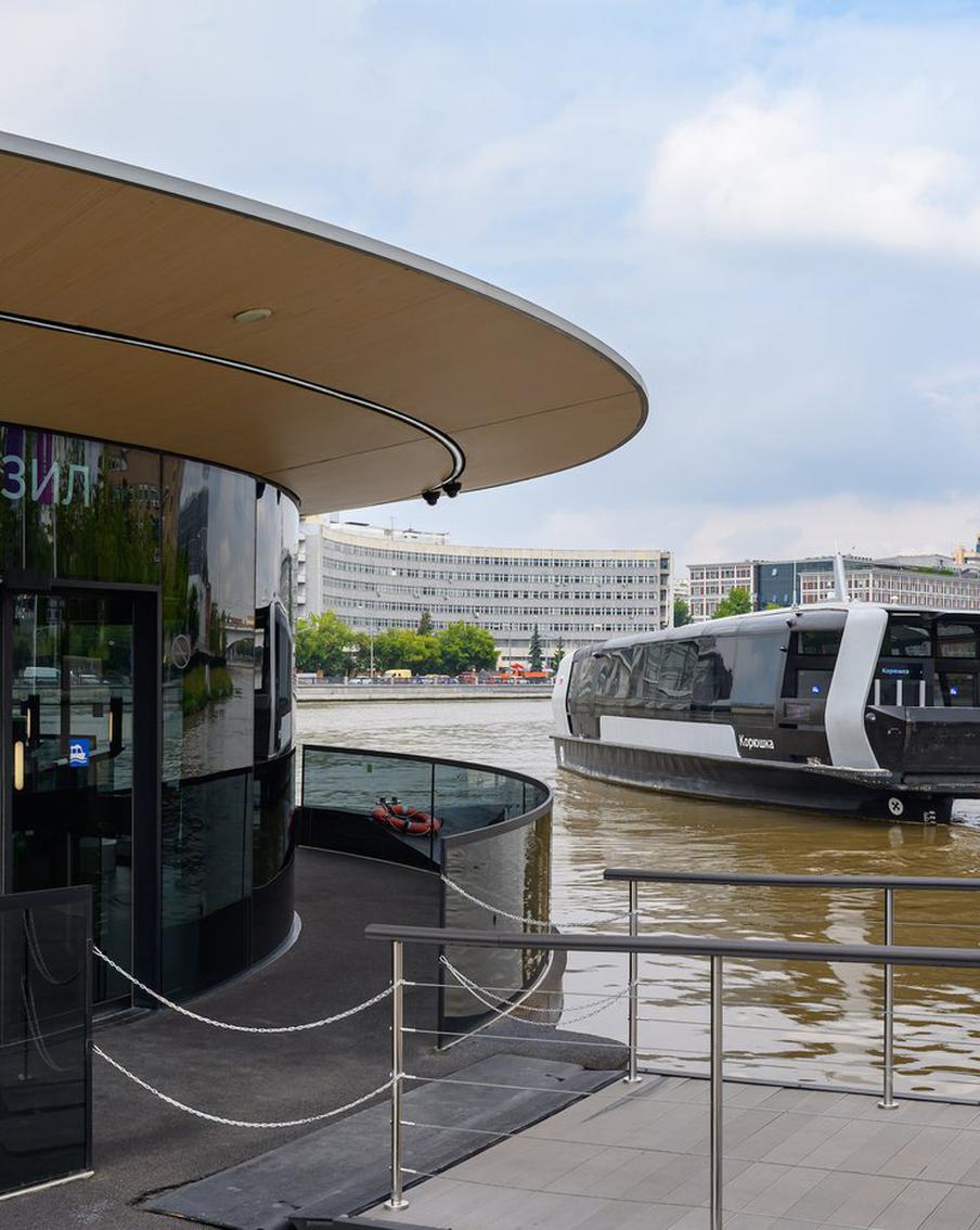 Более 30 тысяч поездок совершили пассажиры на новом маршруте речного электротранспорта "Новоспасский — ЗИЛ"