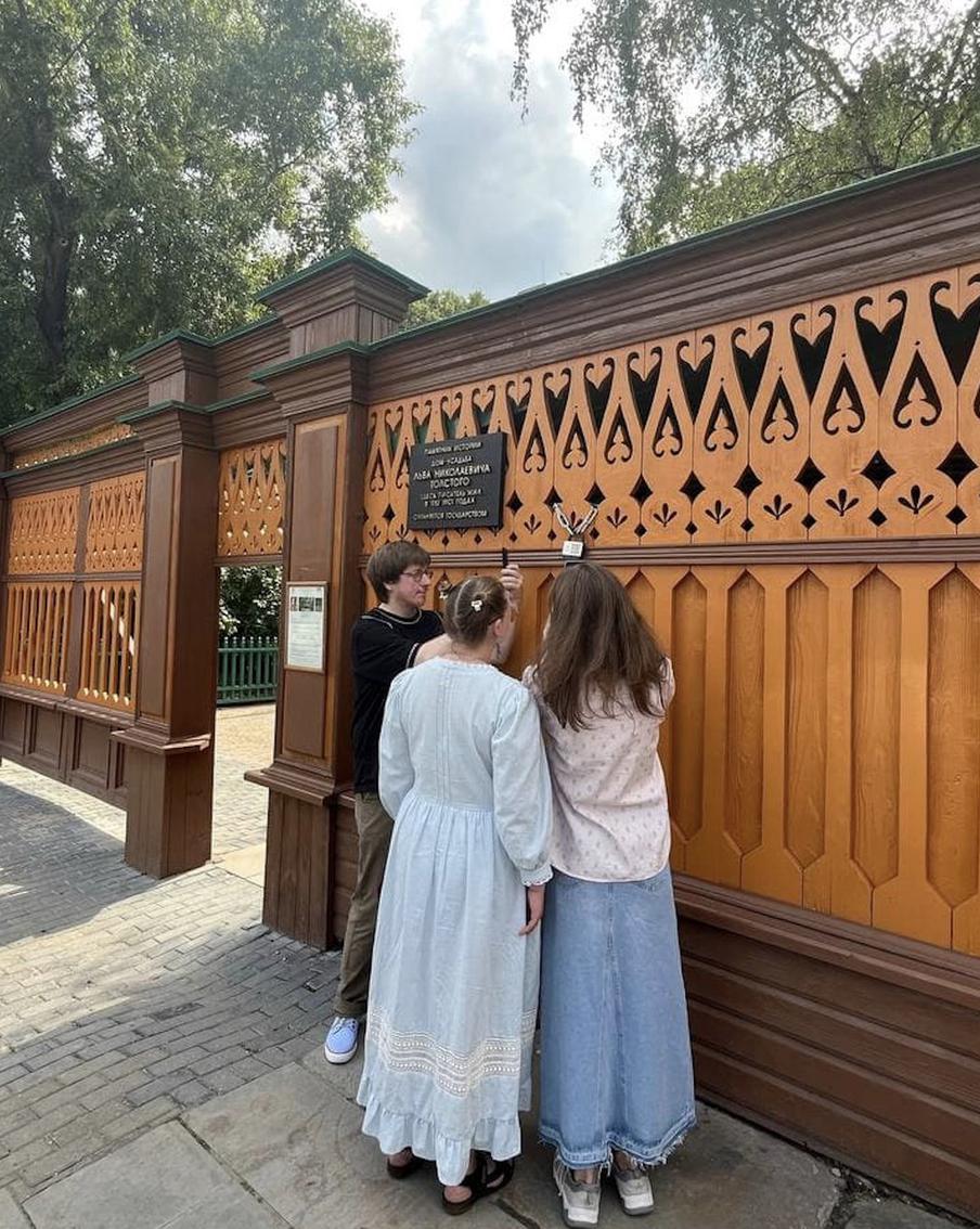 Что-то про носок в ноздре, или Как спасти коллегу: репортёр Metro поучаствовала в городском квесте по усадьбам Хамовников