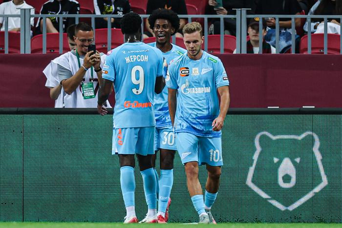 Максим Глушенков недоволен своим положением в Петербурге