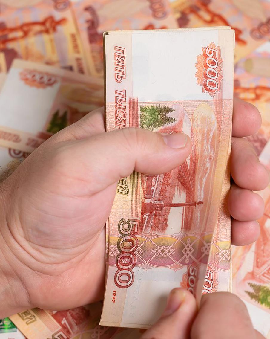 В России выросла медианная зарплата – до 73,9 тысячи рублей