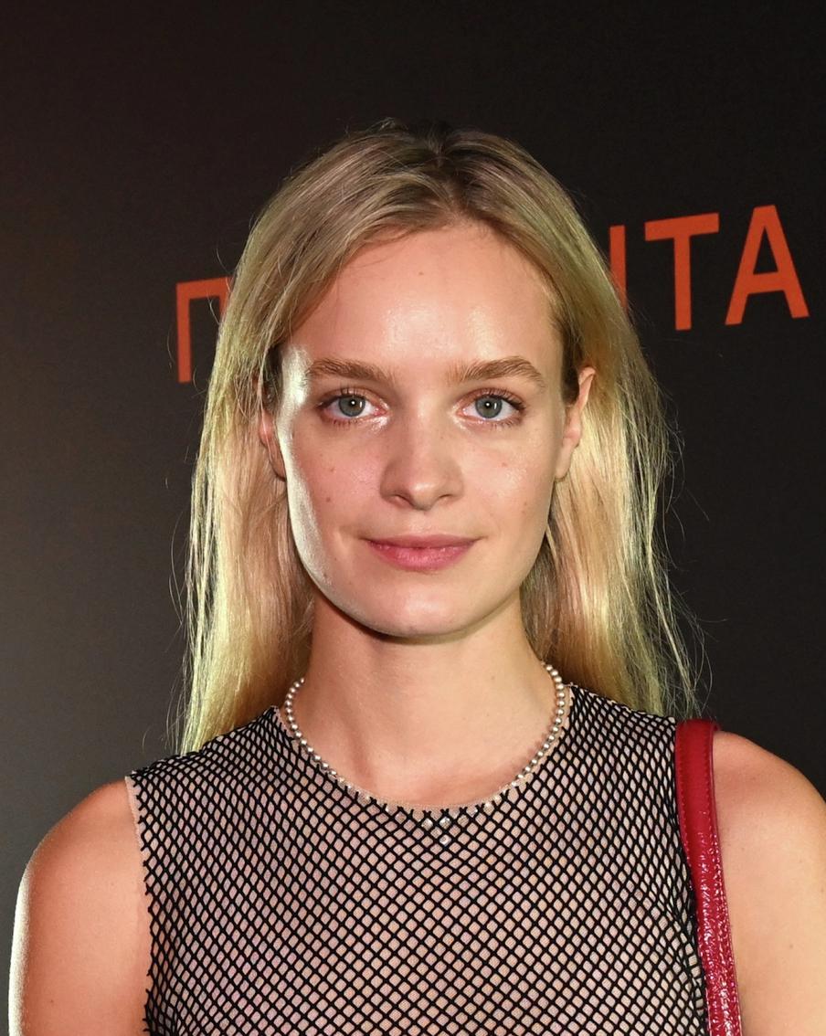 "Компромиссов с человеком, который проявляет насилие, быть не может": Анна Завтур рассказала о роли в сериале "Хирург"