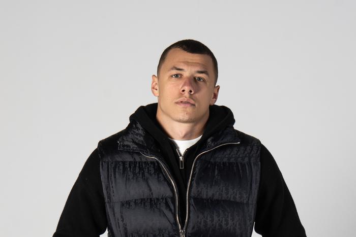 Рэпера Макана зовут в армию, но он игнорирует повестки: что будет дальше