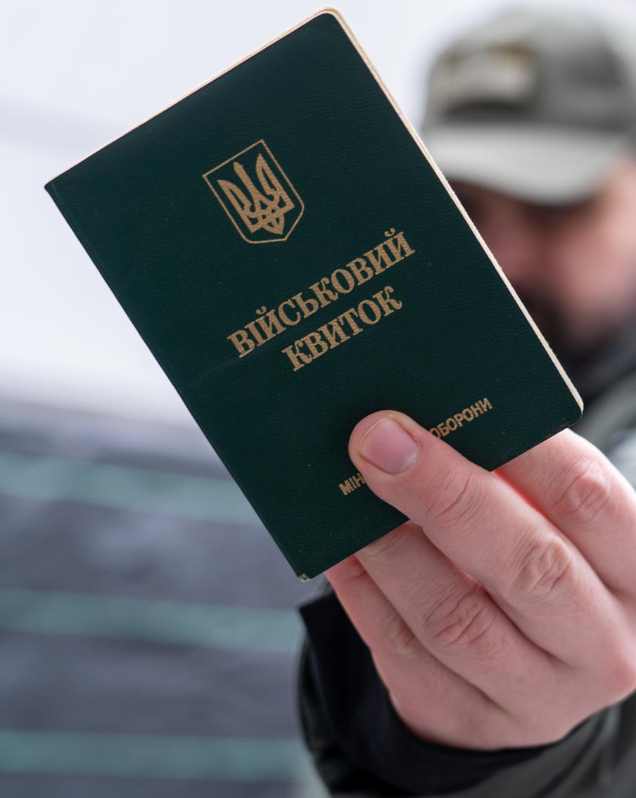 В одном из городов Украины начались массовые протесты против проведения насильственной мобилизации в ВСУ