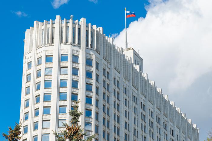 Российские власти увеличат зарплаты бюджетникам и сотрудникам госорганов уже в этом октябре