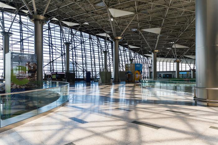 В столичном Внуково перекрыли один из входов из-за пассажира с подозрительным багажом