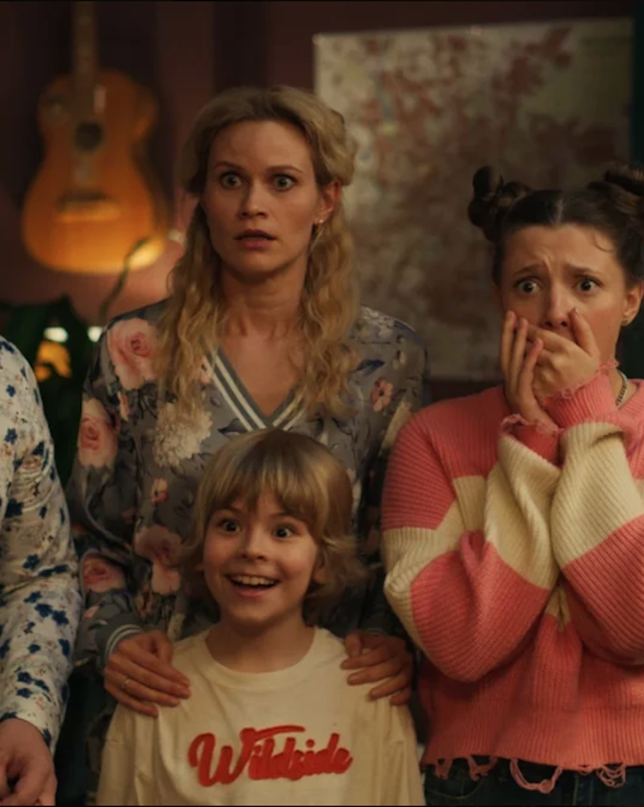 Обычная семья обретает необычные способности в сериале "Баранкины и камни силы"