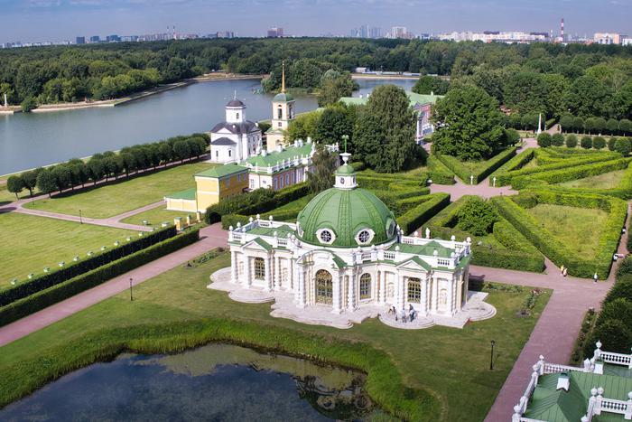 Сергей Собянин рассказал о реставрации одной из старейших усадеб Москвы