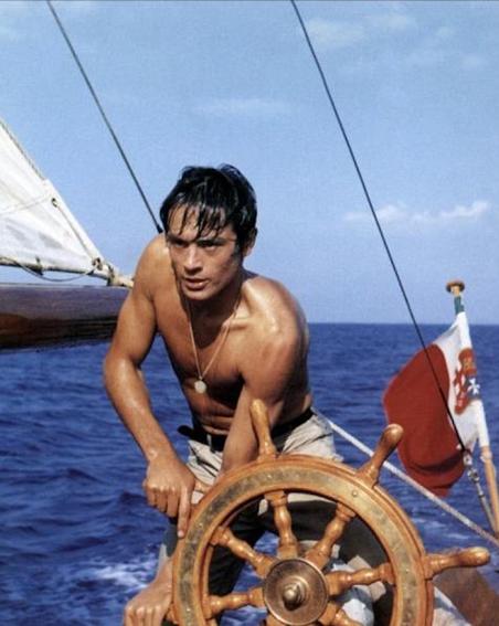 Ален Делон продолжает покорять сердца: триллер "На ярком солнце" выходит в повторный прокат