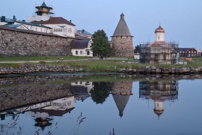 "Извините за неровности – дороги XVI века": как живут Соловки сегодня