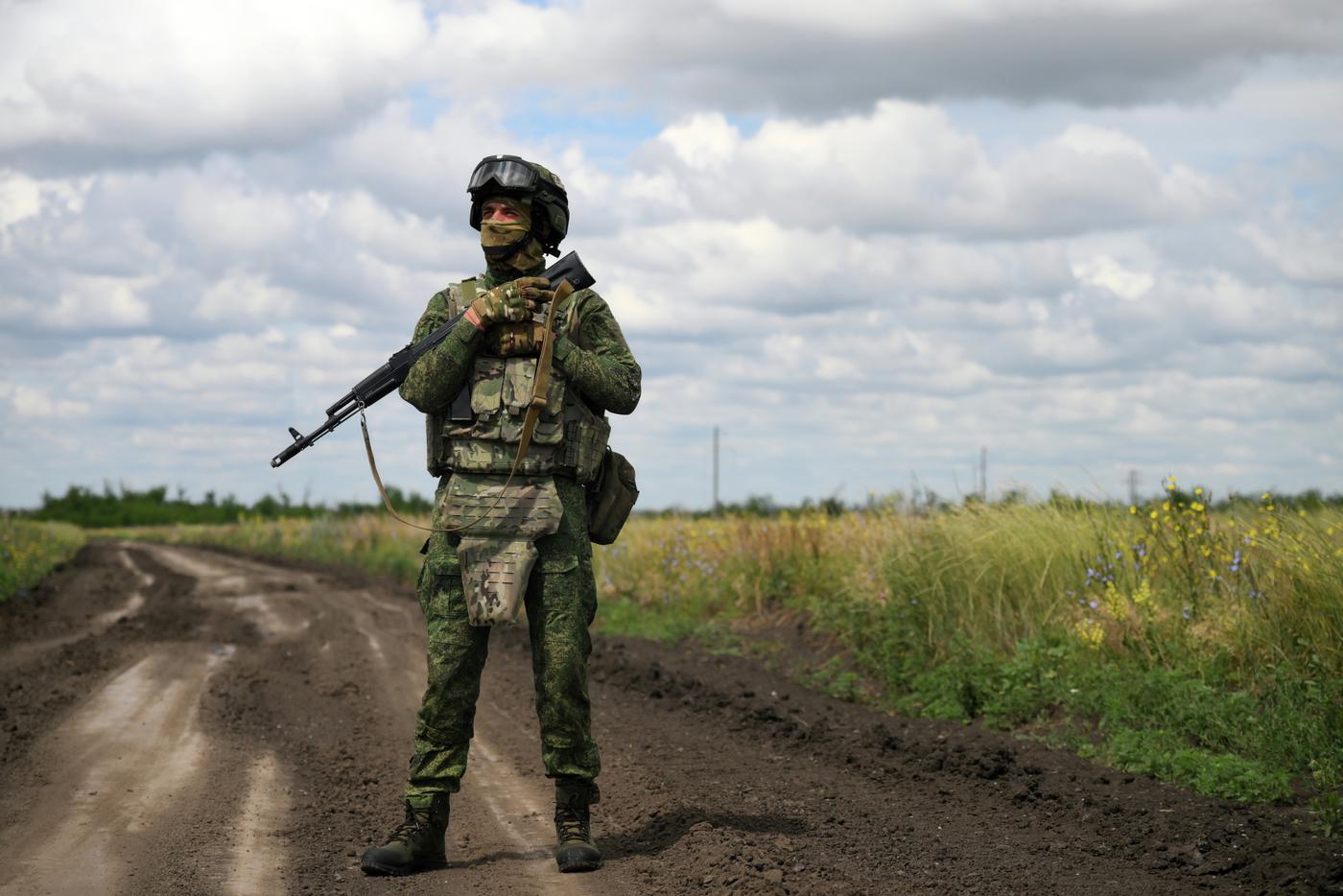 Российские войска освободили село Январское в Днепропетровской области