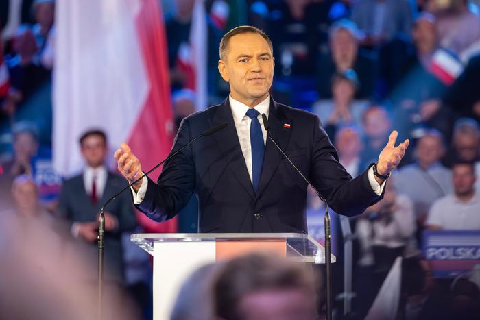 Навроцкий принёс присягу и стал главой Польши на 5 лет