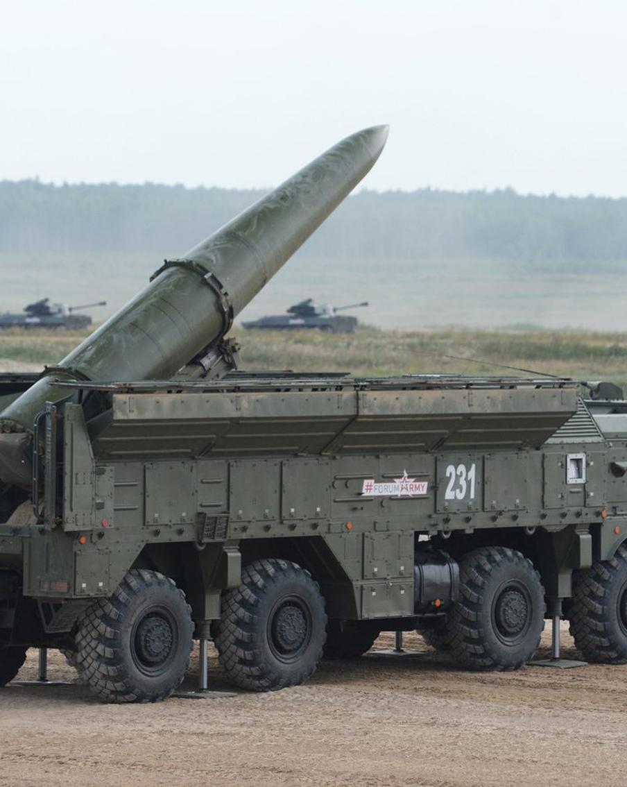 Ракеты "Искандер" уничтожают цели с разной боевой нагрузкой