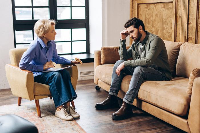 Современные психологические техники позволят избавить человека от депрессии