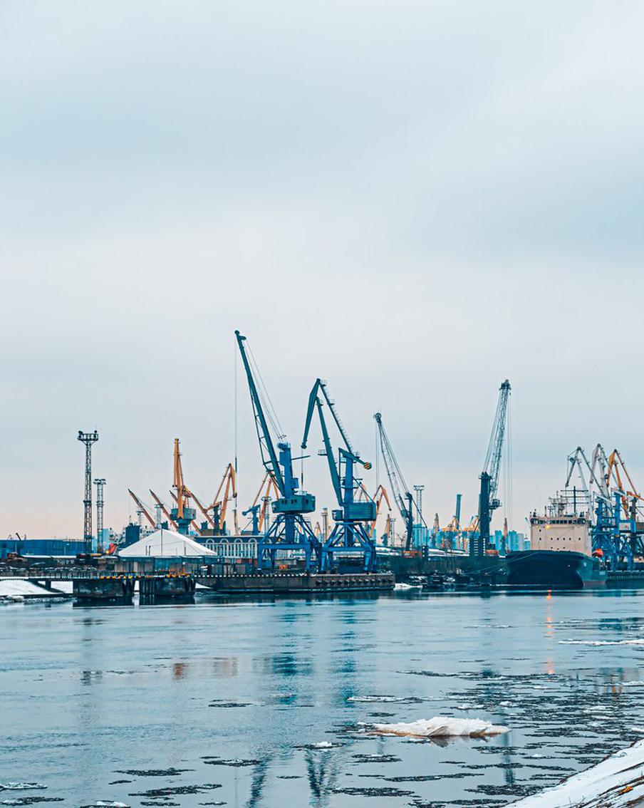 В порту Санкт-Петербурга проведут проверку обстоятельств затопления буксира "Капитан Ушаков"