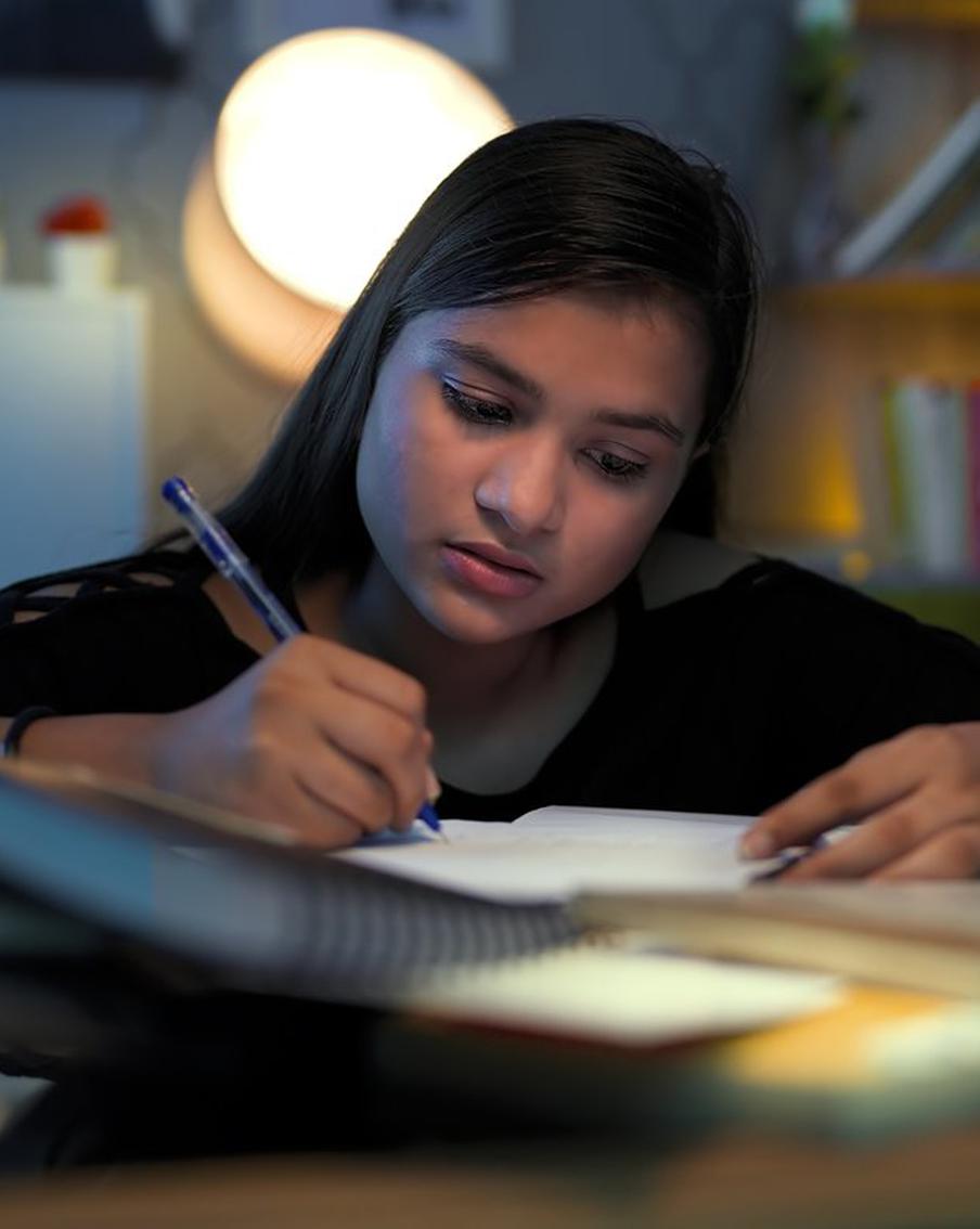 Наказание для ребёнка или пища для ума? За и против отмены домашки для школьников