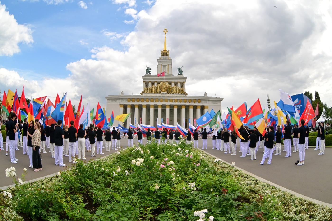 День физкультурника в Москве собрал 300 тыс. участников