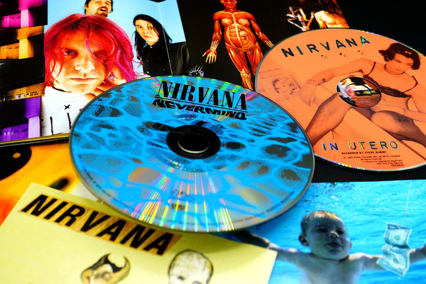 Афиша на 12 августа: слушаем песни Nirvana и заглядываем в прошлое через призму будущего