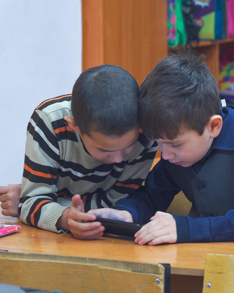 Учителям рекомендовали выявлять будущих преступников среди детей мигрантов