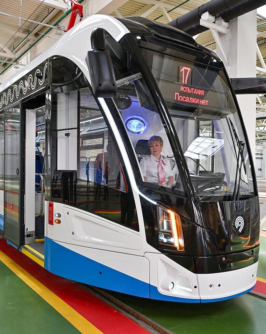 Сергей Собянин: В столицу прибыл первый трамвай "Львёнок-Москва" из новой поставки