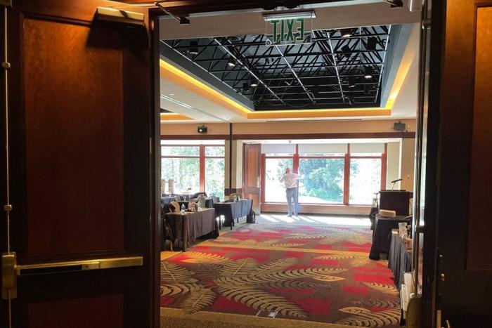 Рубль на распутье: как встреча Путина и Трампа может изменить курс российской валюты