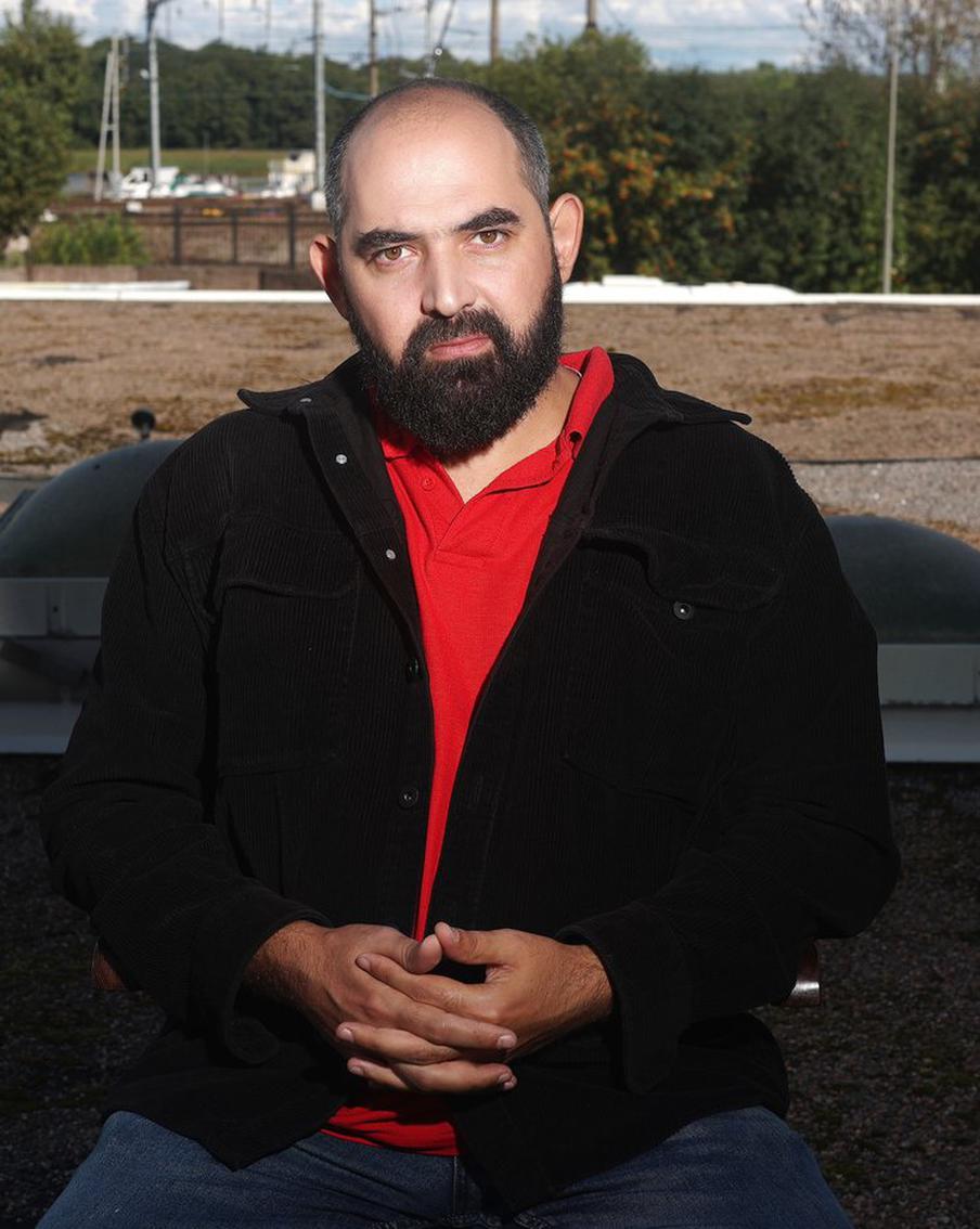 "Мой компас – большие советские режиссёры": что ещё важно для победителя фестиваля "Окно в Европу" Рауля Гейдарова