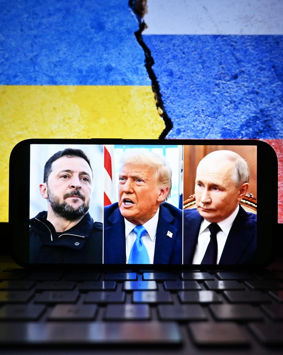 Дональд Трамп заявил о планах провести трёхсторонний саммит с участием Путина и Зеленского уже на следующей неделе
