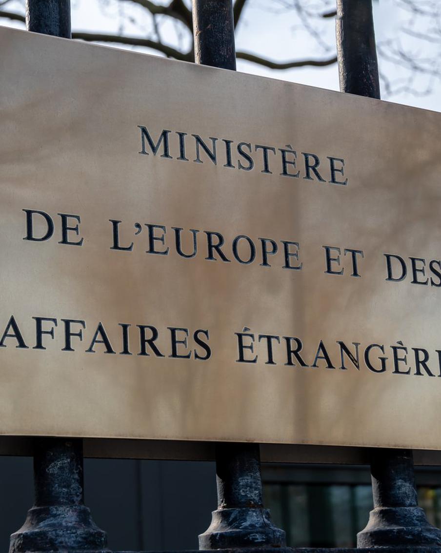 Французское министерство иностранных дел выступило против возможной демилитаризации армии Украины