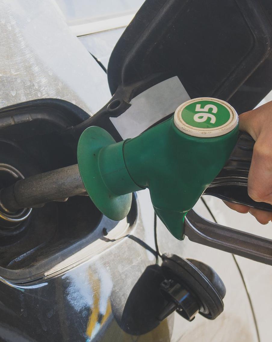 В Забайкальском крае возник дефицит бензина марки АИ-95 из-за нехватки запасов топлива на складах