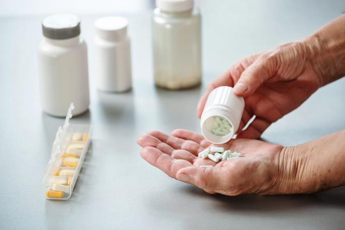 Цены на лекарства в России снизились на 15%: данные ФАС