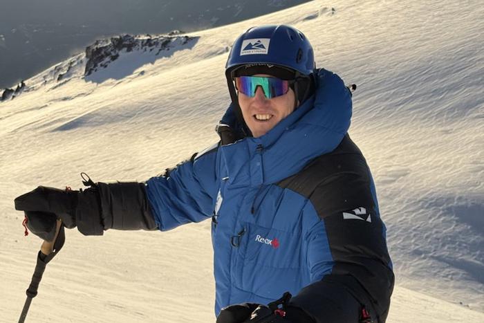 Как ветерану СВО удалось покорить самую высокую точку России и Европы